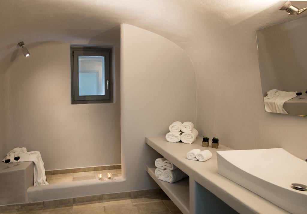Il Melograno Traditional Cave House Karterados  Room photo